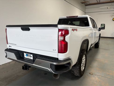 Used 2024 Chevrolet Silverado 3500 LT AWD/4WD image 7