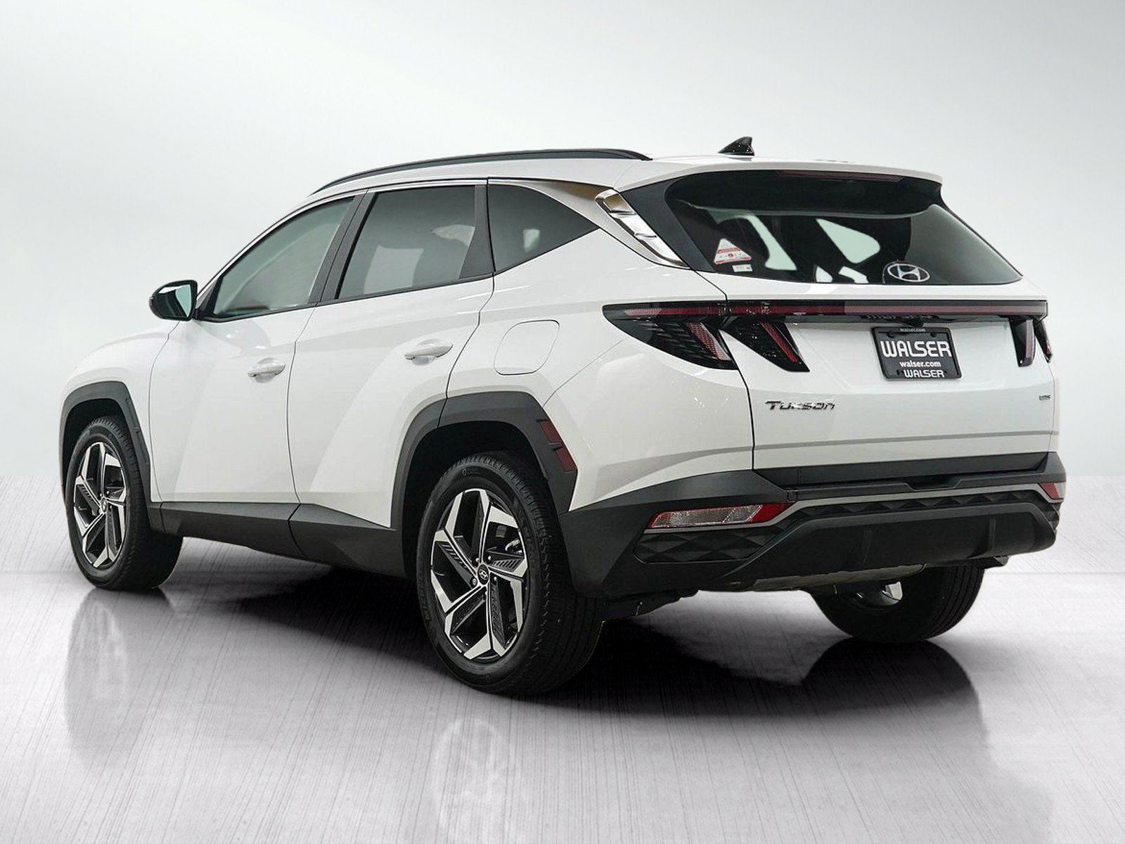 Used 2024 Hyundai Tucson SEL w/ Convenience Package AWD/4WD image 4