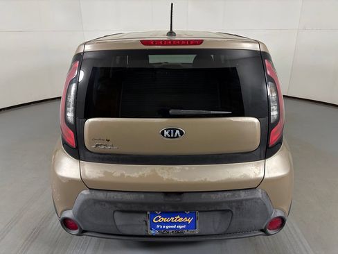 Used 2016 Kia Soul FWD image 7