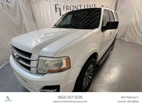Used 2015 Ford Expedition XLT w/ Equipment Group 202A AWD/4WD image 3