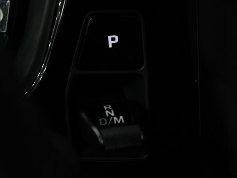 Used 2025 Porsche Cayenne GTS AWD/4WD image 31