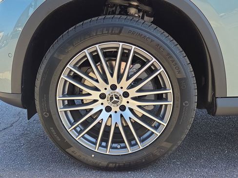 New 2026 Mercedes-Benz GLC 300 4MATIC image 10