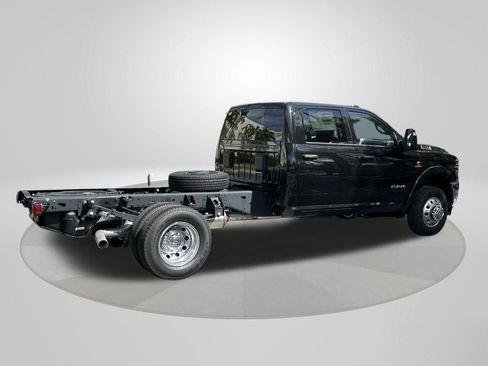 New 2025 RAM 3500 Big Horn image 7