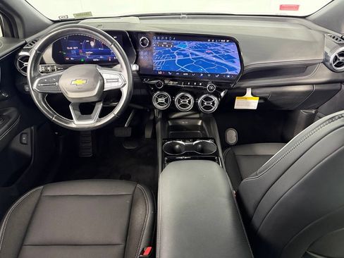 Used 2024 Chevrolet Blazer EV LT AWD/4WD image 13