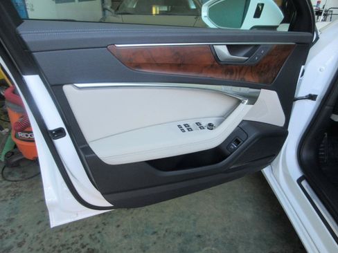 Used 2023 Audi A6 Premium Plus w/ Premium Plus Package AWD/4WD image 5