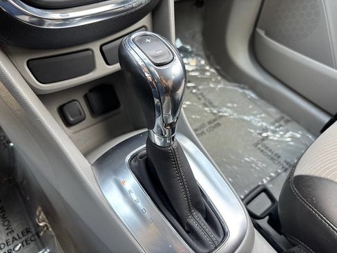 Used 2014 Buick Encore FWD image 20