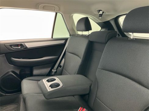 Used 2017 Subaru Outback 2.5i Premium image 24
