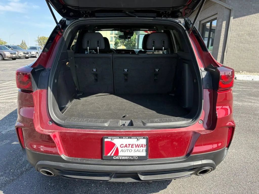 Used 2024 Chevrolet TrailBlazer RS AWD/4WD image 9