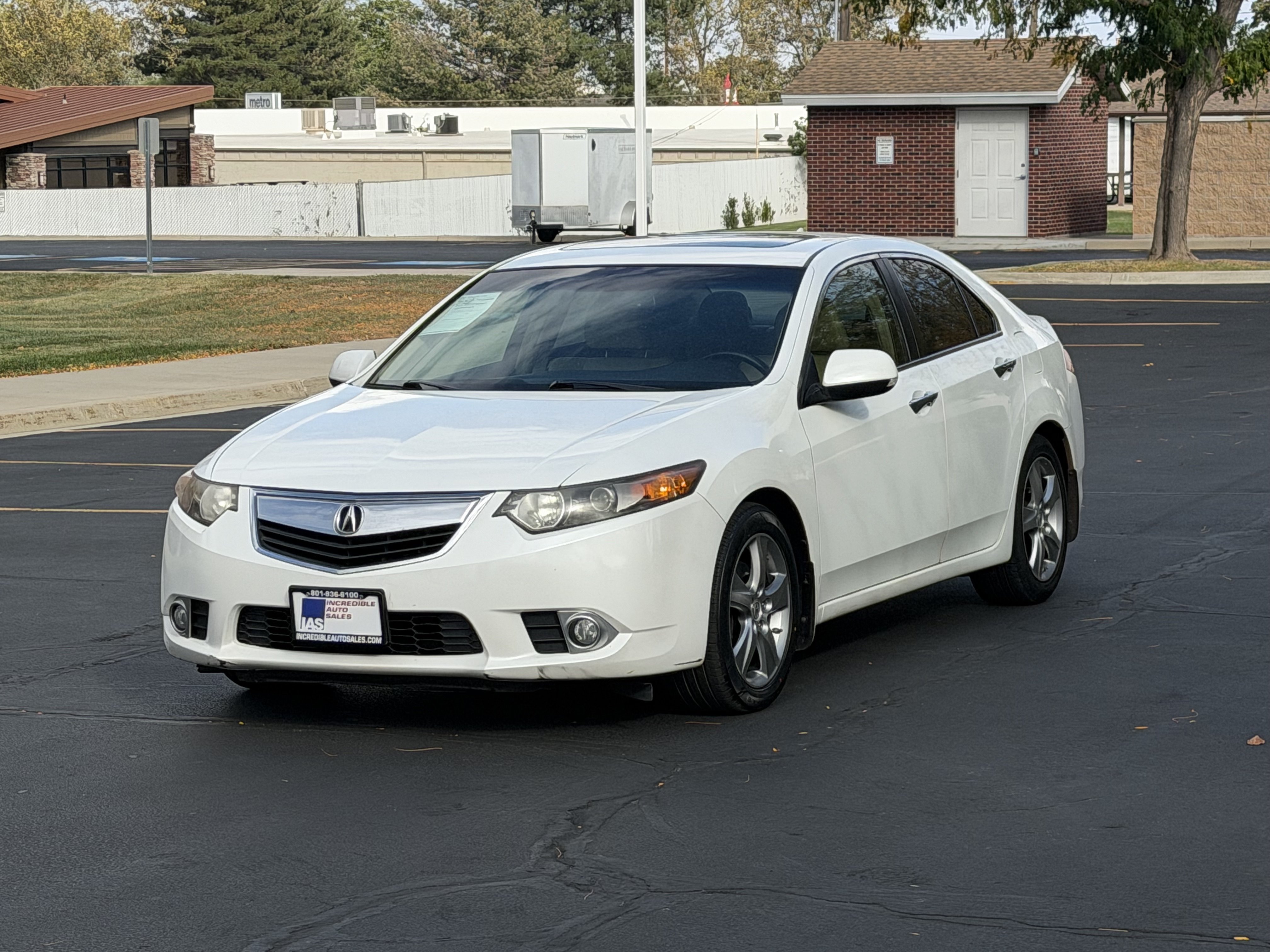 Used 2012 Acura TSX Sedan FWD image 2