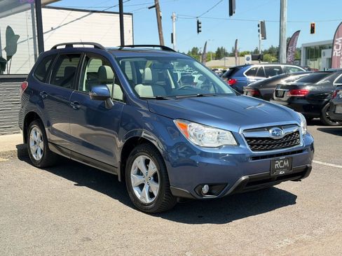 Used 2014 Subaru Forester 2.5i Touring w/ Popular Package #1 AWD/4WD image 3