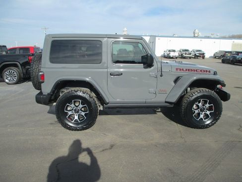 Used 2021 Jeep Wrangler Rubicon image 3