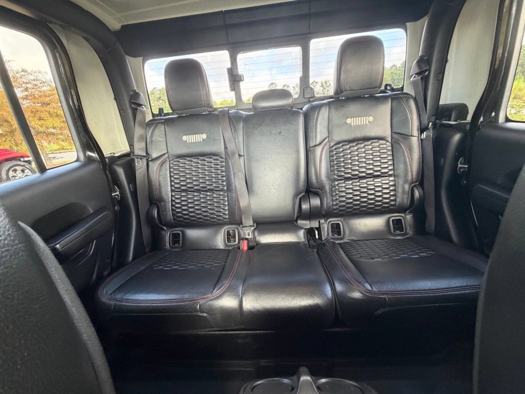Used 2021 Jeep Gladiator Rubicon w/ Safety Group AWD/4WD image 43