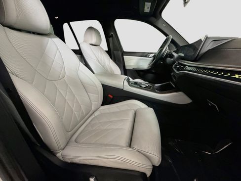 Used 2024 BMW X5 sDrive40i w/ Premium Package RWD image 29