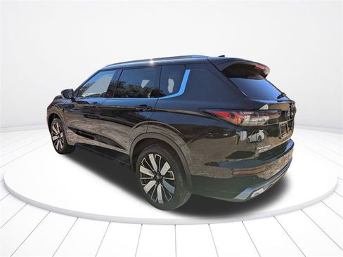New 2025 Mitsubishi Outlander SEL image 6