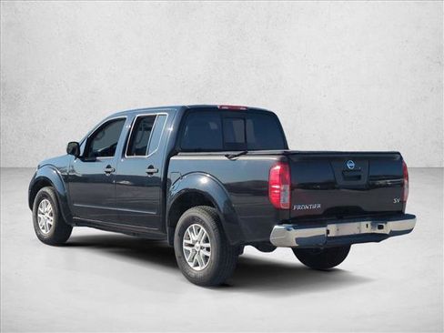 Used 2016 Nissan Frontier SV image 7