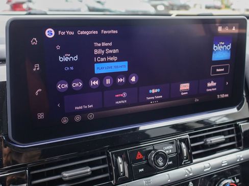 New 2026 Nissan Pathfinder SL FWD image 5