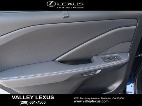 Used 2025 Lexus TX 500h AWD w/ Technology Package image 17