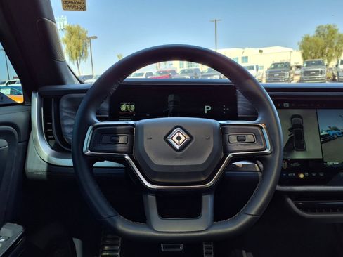 Used 2022 Rivian R1T Adventure AWD/4WD image 18