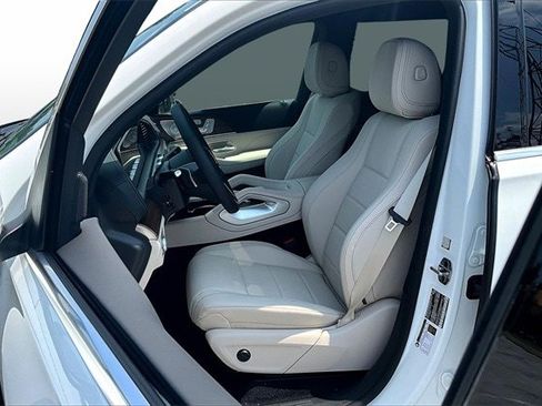 New 2025 Mercedes-Benz GLS 450 4MATIC image 12