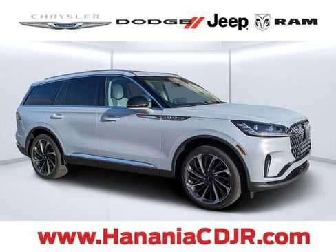 Used 2025 Lincoln Aviator Reserve w/ Equipment Group 201A image 1