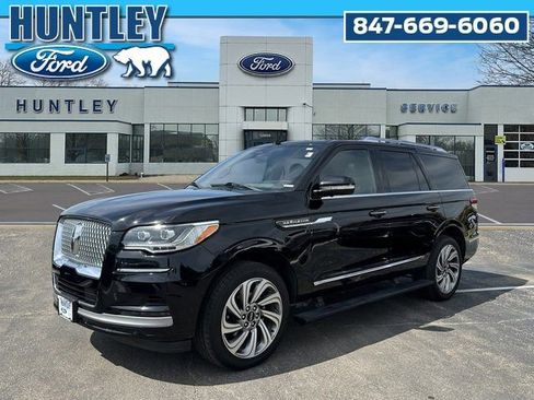 Used 2022 Lincoln Navigator Reserve AWD/4WD image 1
