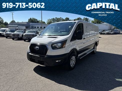 Used 2025 Ford Transit 250 Low Roof w/ Exterior Upgrade Package RWD image 4