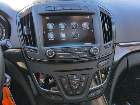 Used 2014 Buick Regal image 28