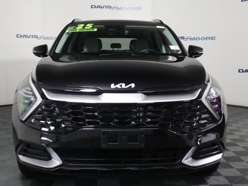 Used 2025 Kia Sportage EX w/ EX Premium Package AWD/4WD image 12