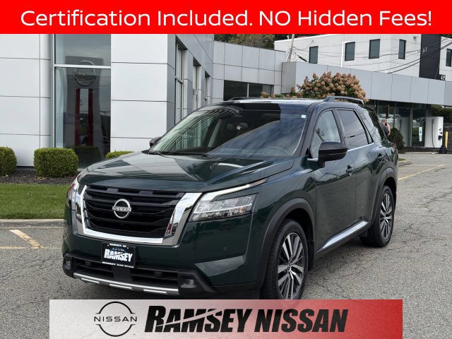 Certified 2022 Nissan Pathfinder Platinum w/ Cargo Package AWD/4WD image 1