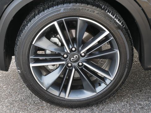 Certified 2025 INFINITI QX50 Sport image 15