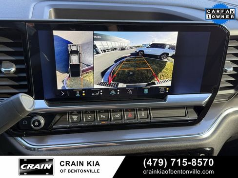 Used 2024 Chevrolet Silverado 3500 High Country w/ Technology Package image 16