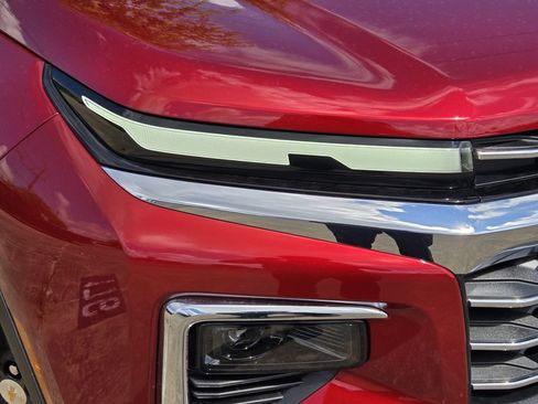 New 2026 Chevrolet Traverse LT w/ Sun and Wheel Package FWD image 10