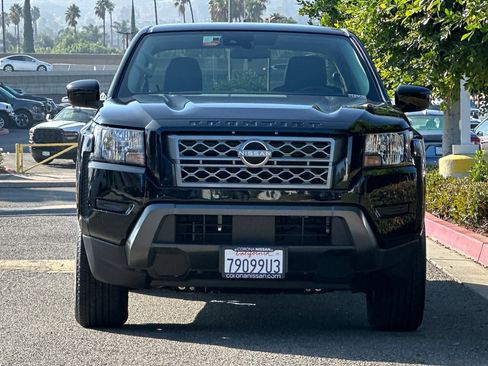 Used 2023 Nissan Frontier SV w/ Tow Package image 6