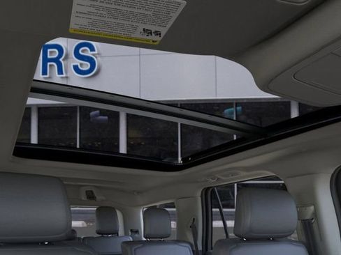 New 2025 Ford Expedition Active image 22