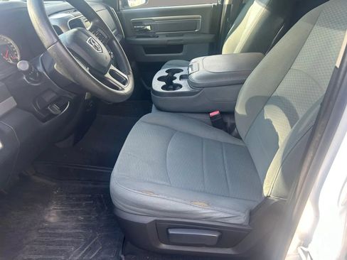Used 2015 RAM 1500 Classic SLT RWD image 11