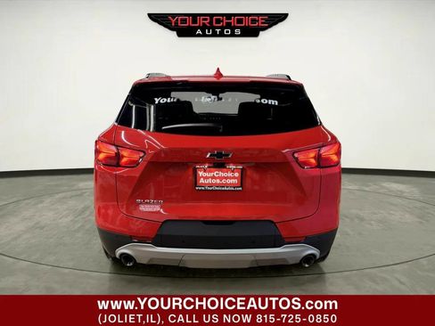 Used 2022 Chevrolet Blazer LT w/ Sound & Technology Package FWD image 4