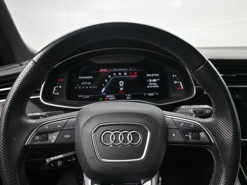 Used 2023 Audi SQ8 Prestige AWD/4WD image 13