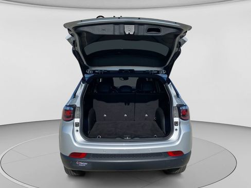 Certified 2025 Jeep Compass Limited AWD/4WD image 15