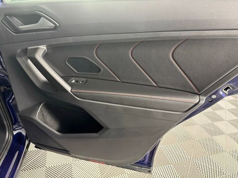 Used 2024 Volkswagen Tiguan Wolfsburg Edition image 25