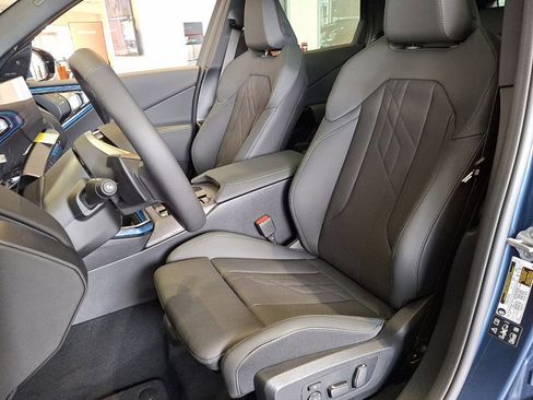 New 2026 BMW X3 xDrive30 w/ Premium Package image 9