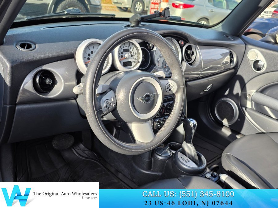 Used 2008 MINI Cooper Convertible FWD image 9