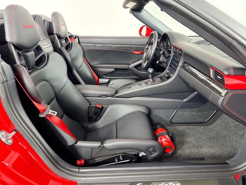 Used 2019 Porsche 911 Speedster image 25