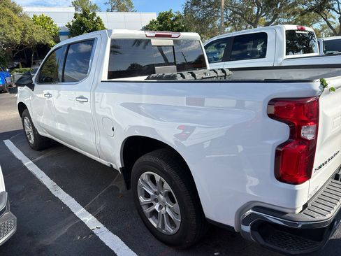 Used 2022 Chevrolet Silverado 1500 LTZ w/ LTZ Premium Package image 7