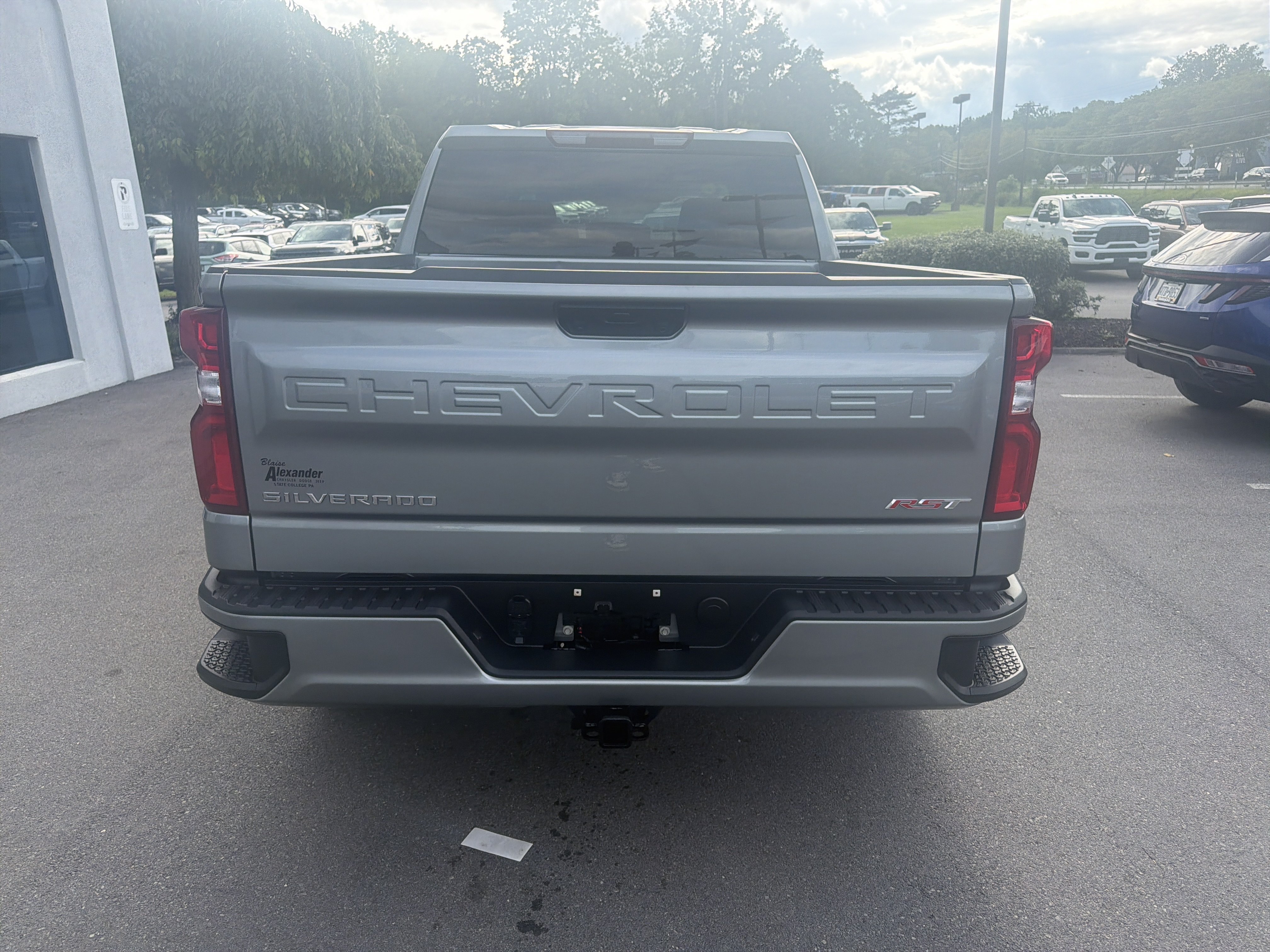 Used 2026 Chevrolet Silverado 1500 RST AWD/4WD image 4