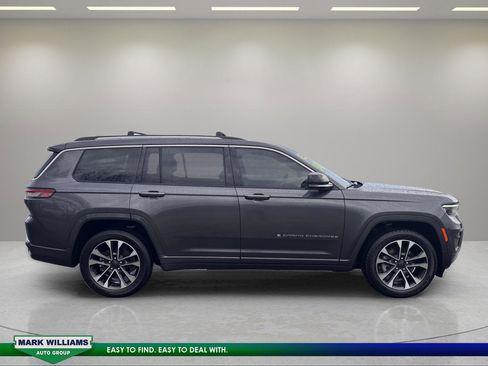 Used 2022 Jeep Grand Cherokee L Overland w/ Advanced Protech Group III image 2