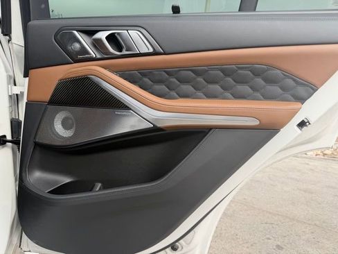 Used 2025 BMW X5 M Competition w/ Executive Package image 28