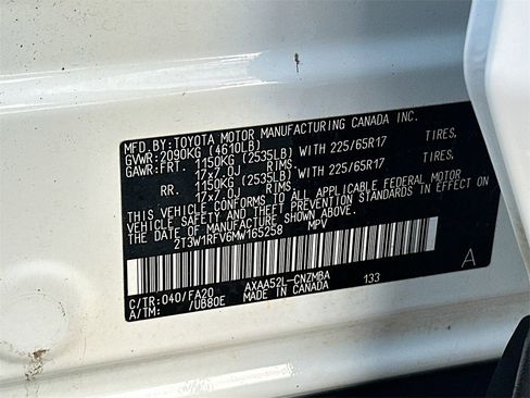 Used 2021 Toyota RAV4 XLE w/ Convenience Package image 27