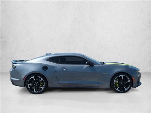 Certified 2020 Chevrolet Camaro SS RWD image 4
