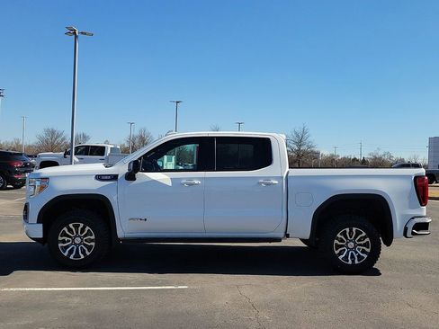 Used 2021 GMC Sierra 1500 AT4 w/ AT4 Premium Package image 3