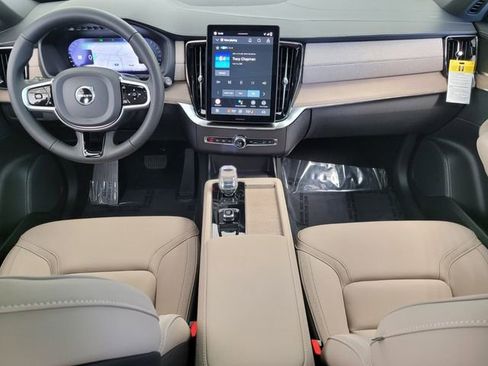 New 2026 Volvo XC90 B6 Core w/ Protection Package AWD/4WD image 18